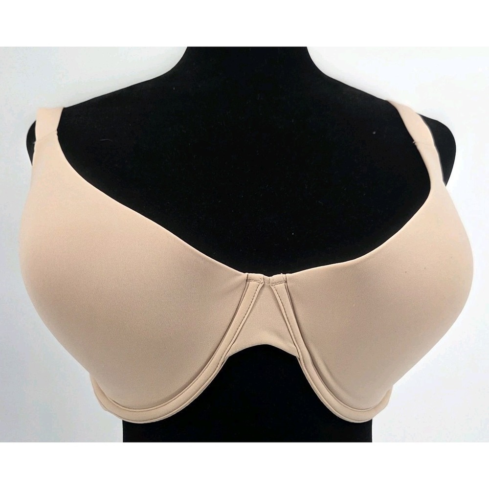Skims Fits Everybody T Shirt Bra 36DDDD Color Beige